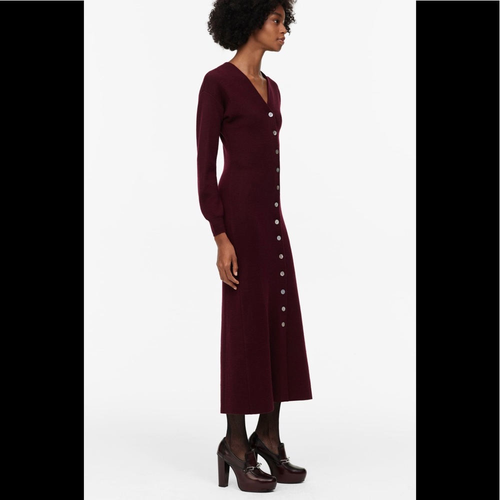 BLOGGER FAV | NWT ZARA LIMITED EDITION BUTTONED KNIT - Picture 3 of 5